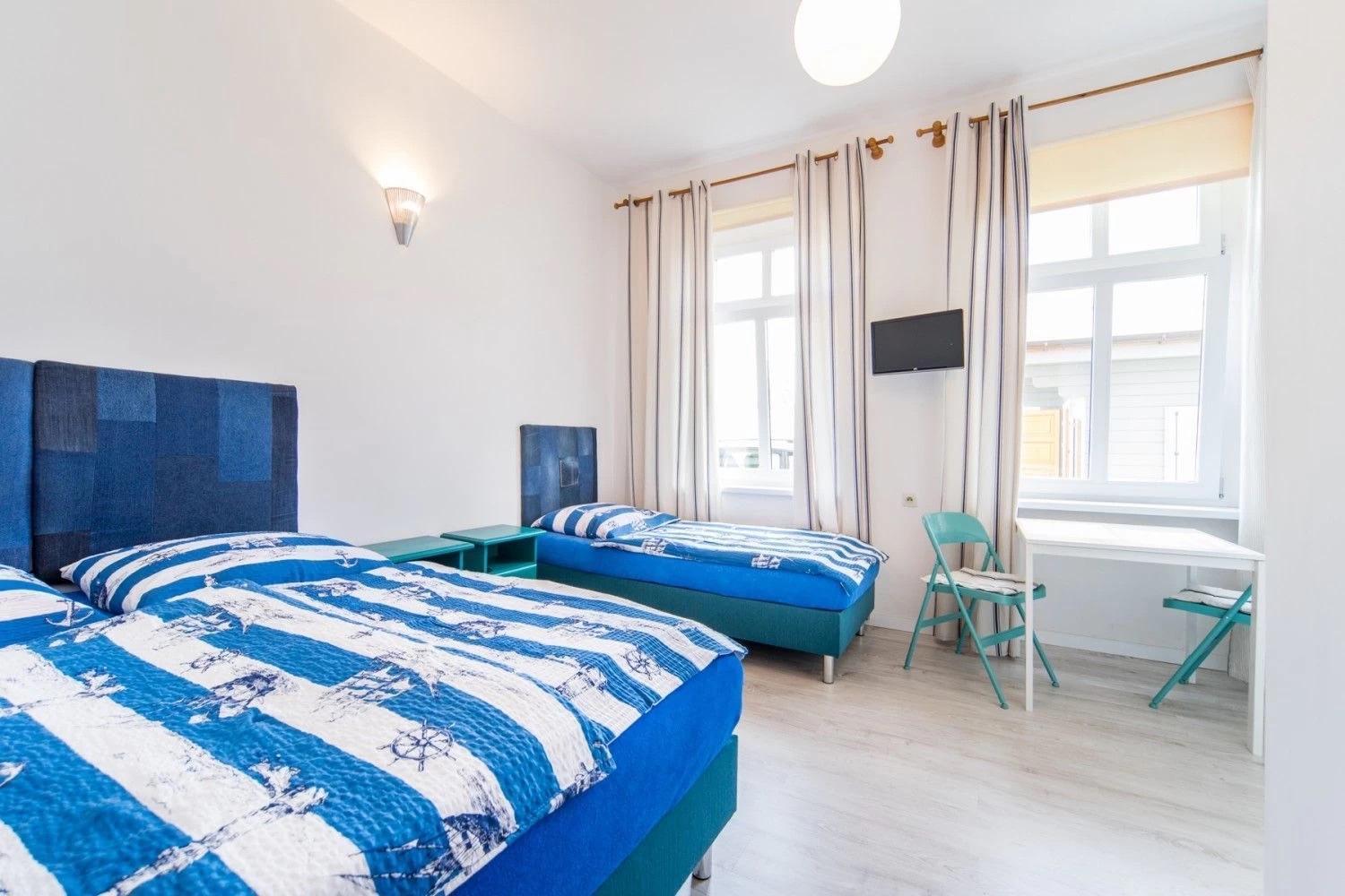 Pokoje I Domki Letniskowe Bros Dziwnow Bagian luar foto